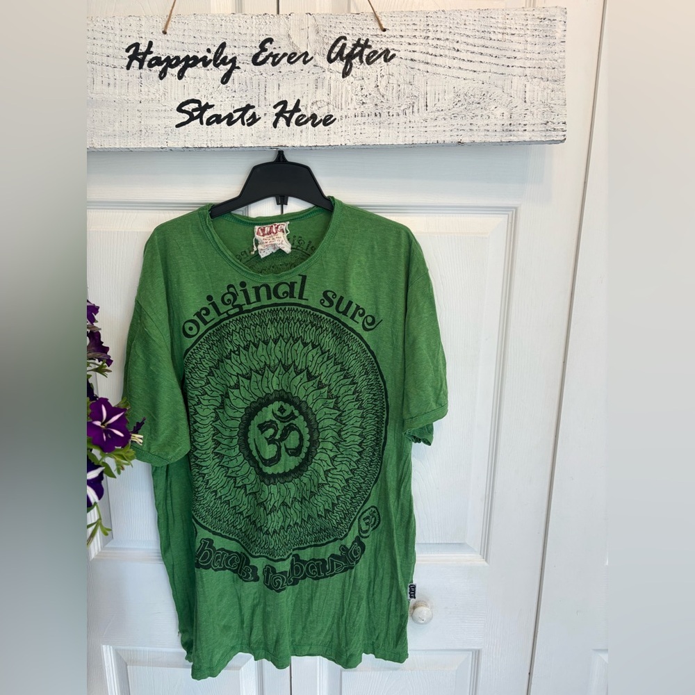 Sure Original 100% Cotton - Green Graphic T-Shirt - No Size (Fits Like a Large)
